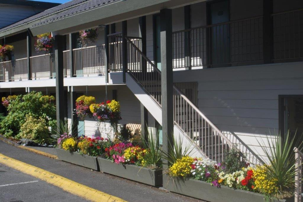 Pacific Rim Motel Ucluelet Exterior photo