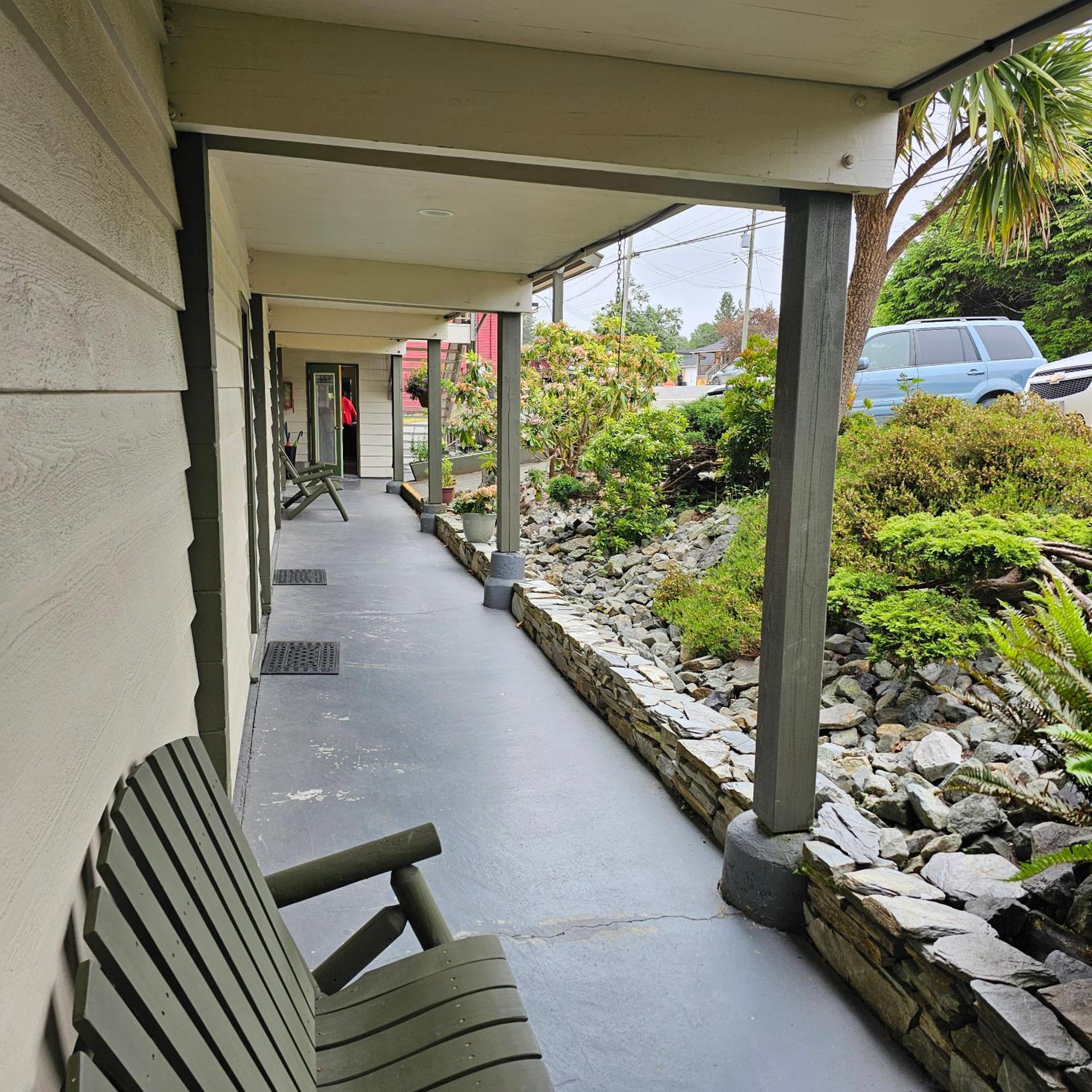 Pacific Rim Motel Ucluelet Exterior photo